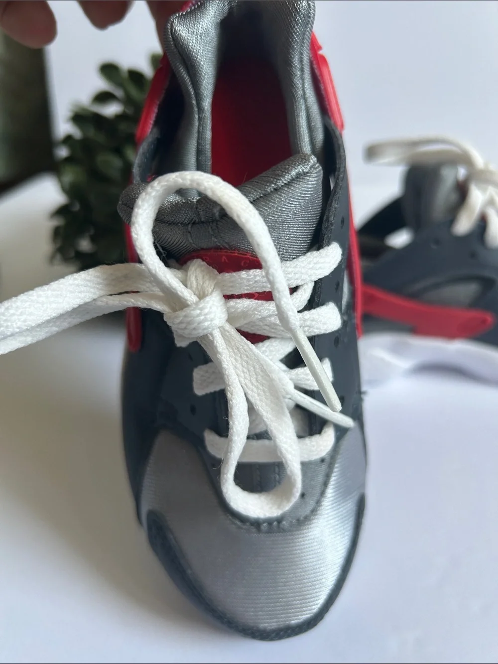 Nike Kids Huarache in Gray, White & Red - Low-Top Active Shoes